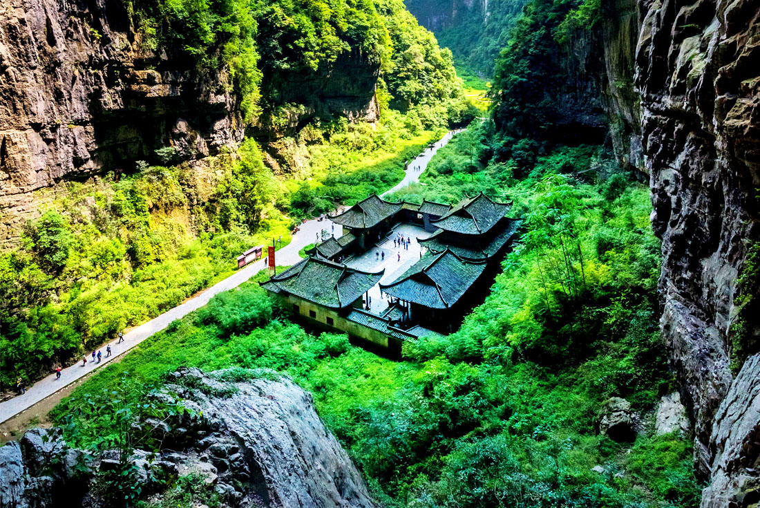 【重慶x貴州】2026武隆仙女山．貴州黃果樹瀑布健走<font color="red">自由行</font>12日