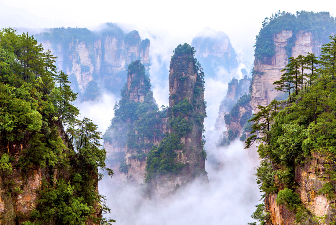  【重慶x湖南】萬象之都重慶武隆．阿凡達張家界奇幻峰林、雙省深度<font color="red">自由行</font>8日
